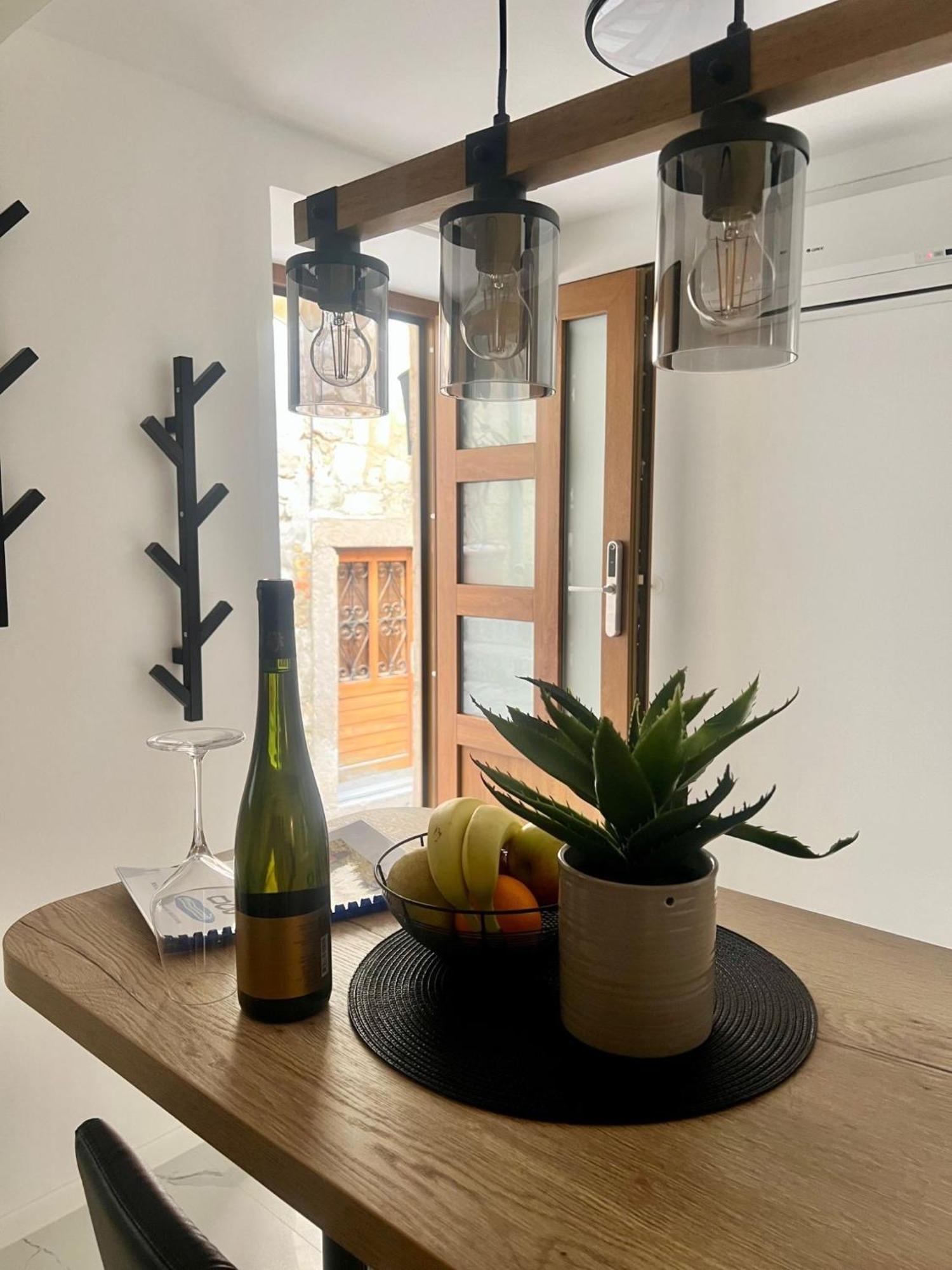 Noa Old Town Apartment