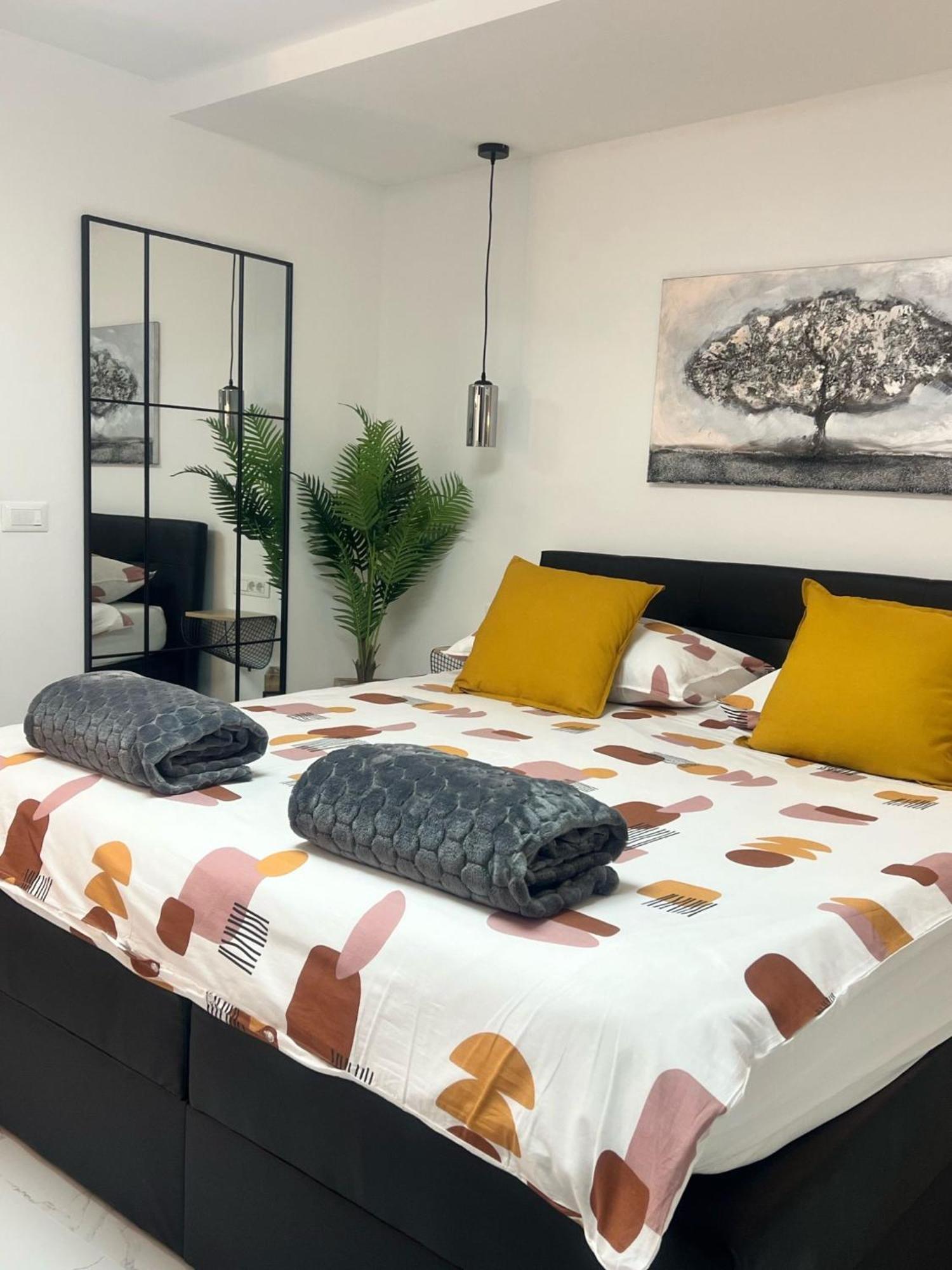 Noa Old Town Apartment *